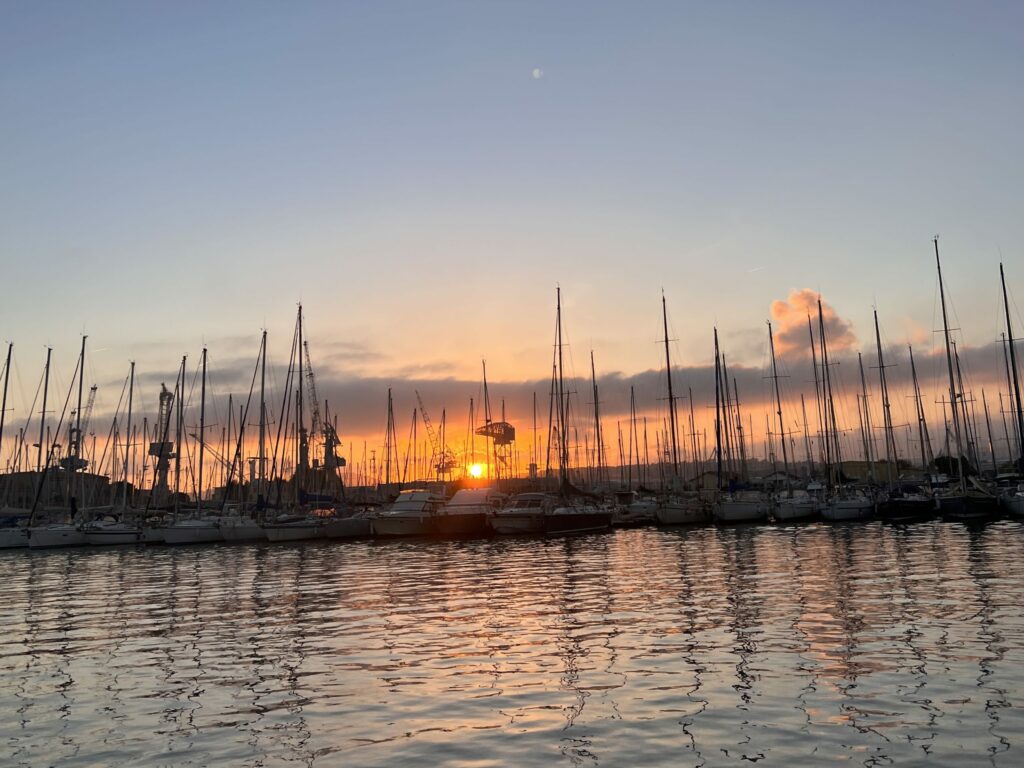 Photo du port de Toulon